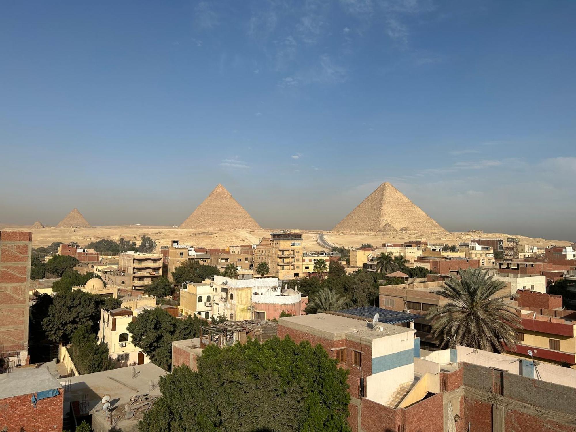 Loay Pyramids View Homestay *