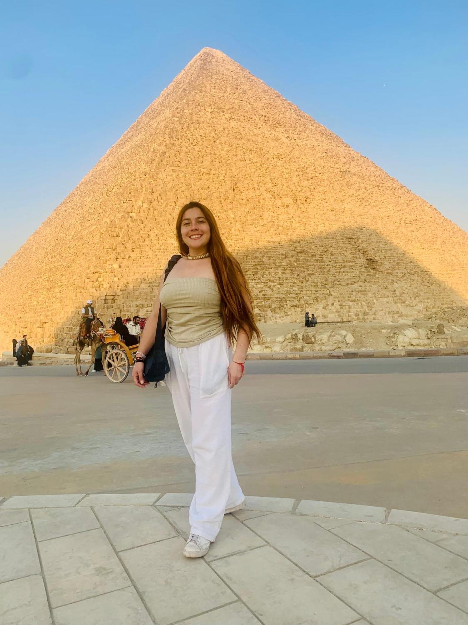 Loay Pyramids View Cairo