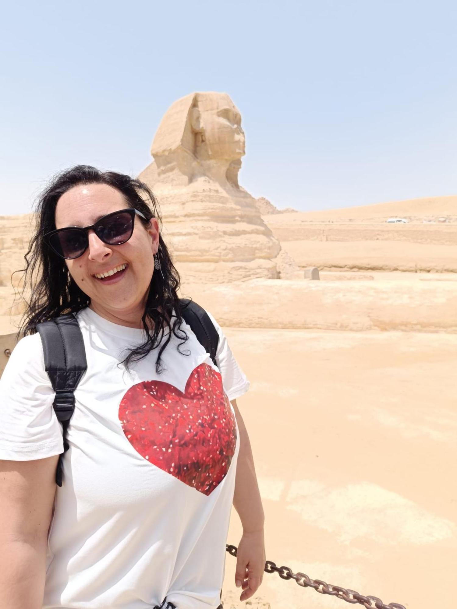 Loay Pyramids View Cairo