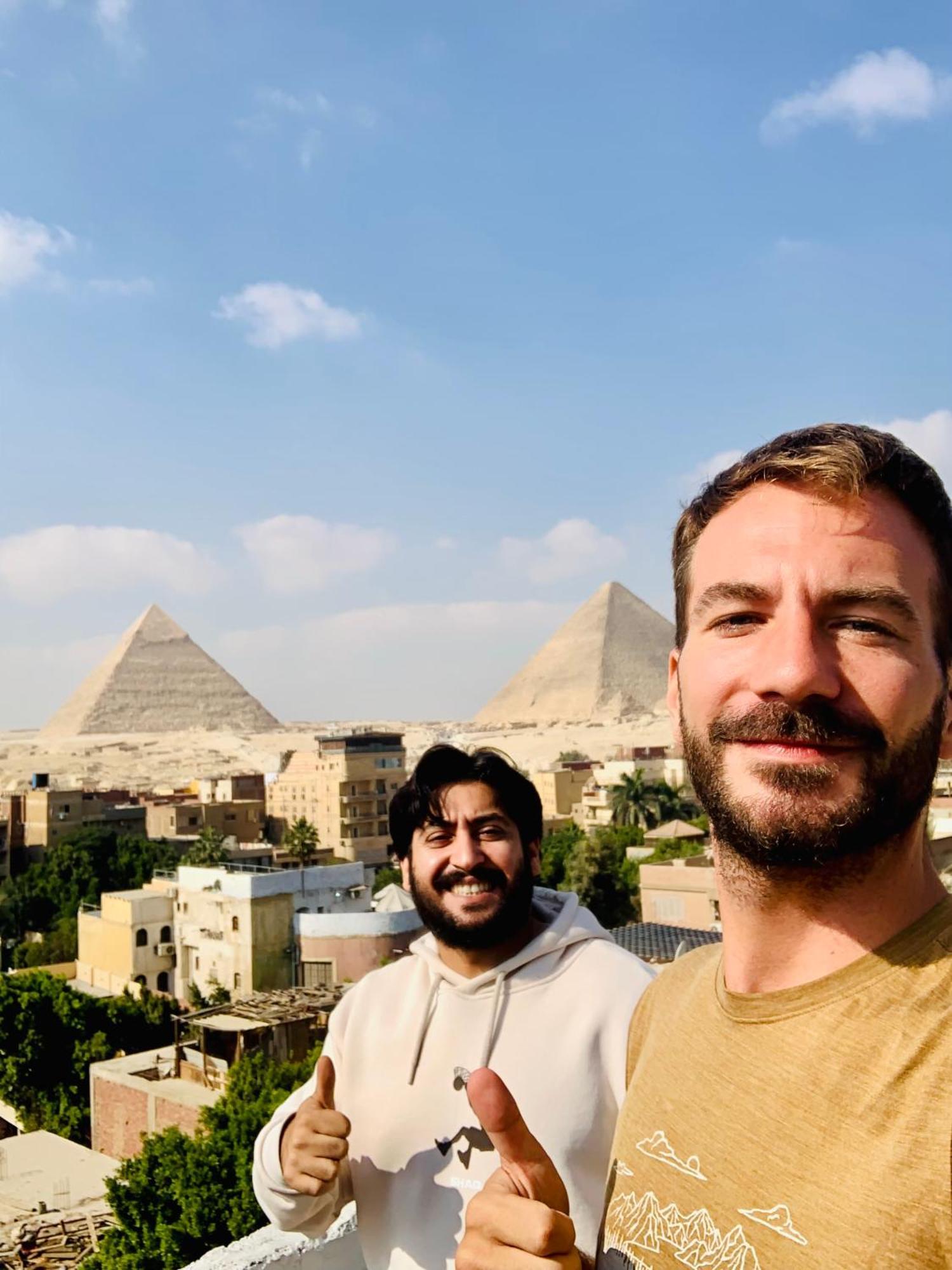 Loay Pyramids View * Il Cairo